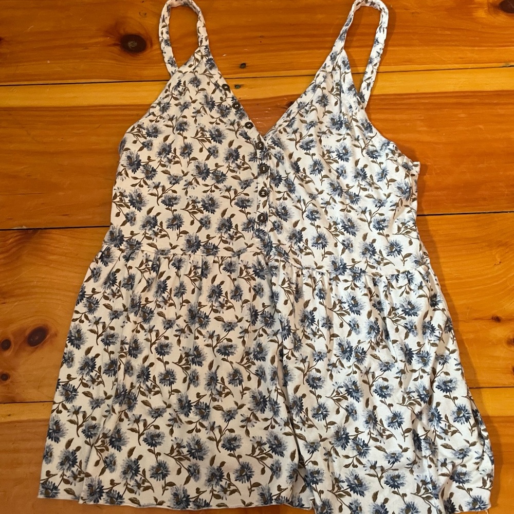 Flowy flowers tank top
